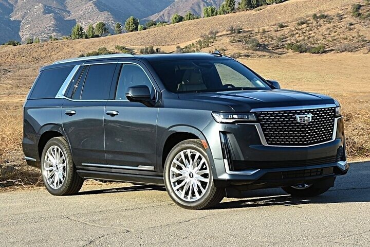 Private transfer Minneapolis or St.Paul to Minneapolis MSP Airport by Car or SUV - Photo 1 of 8